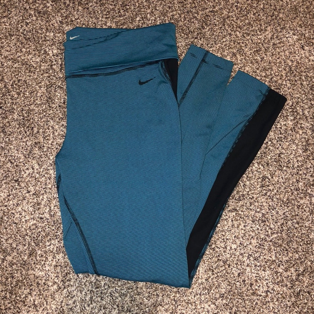 Nike leggings
